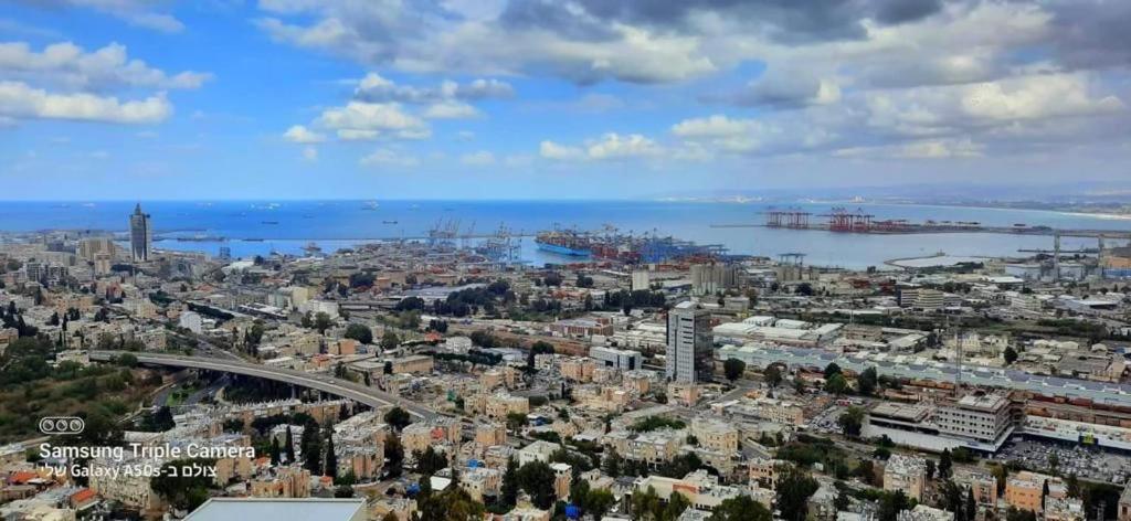יחידות אירוח נוף המפרץ Apartment Haifa Exterior photo